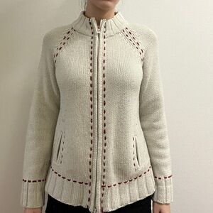 White contrast stitch zip up sweater
